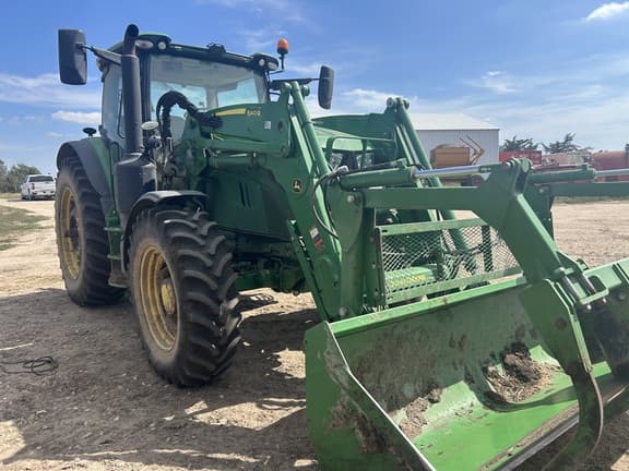 Image of John Deere 6155R equipment image 4