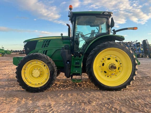 Image of John Deere 6175R equipment image 1