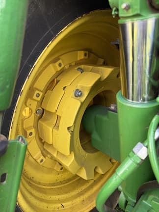 Image of John Deere 6195R equipment image 2