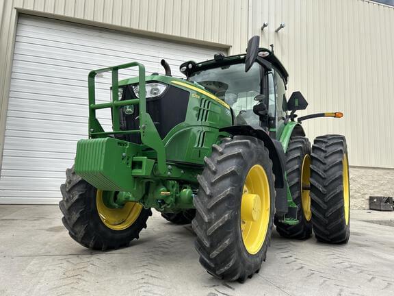 Image of John Deere 6215R equipment image 3