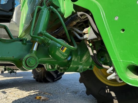Image of John Deere 6250R equipment image 3