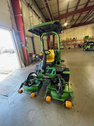 Image of John Deere 7400A equipment image 1