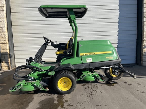 2021 John Deere 7400A Equipment Image0