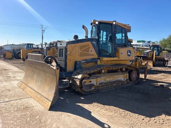 Image of John Deere 750L Primary image