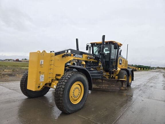 Image of John Deere 772G Primary image