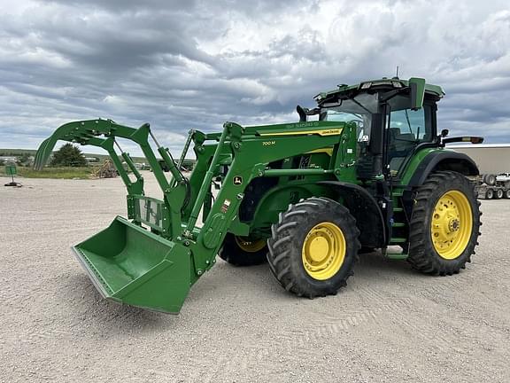 Image of John Deere 7R 210 equipment image 2