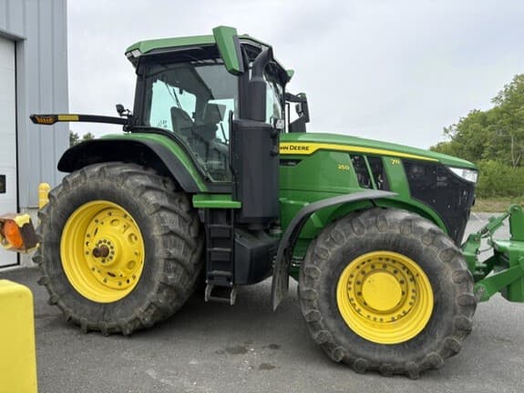 Image of John Deere 7R 250 Primary image