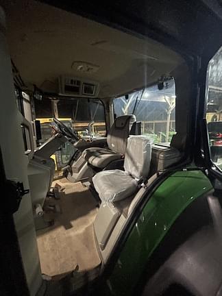 Image of John Deere 7R 250 equipment image 3