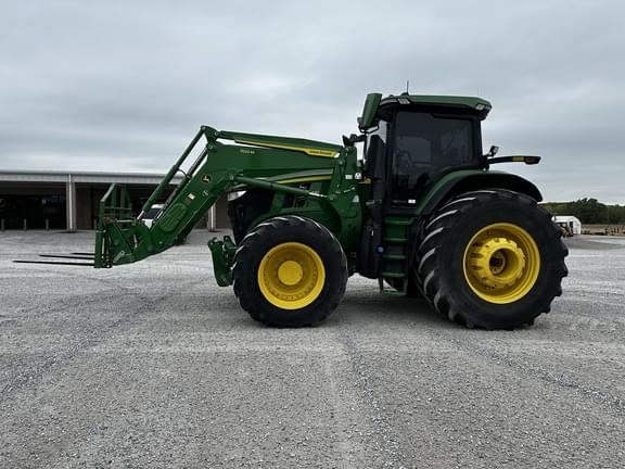 Image of John Deere 7R 330 equipment image 1