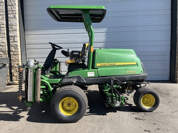 2021 John Deere 8700A Equipment Image0
