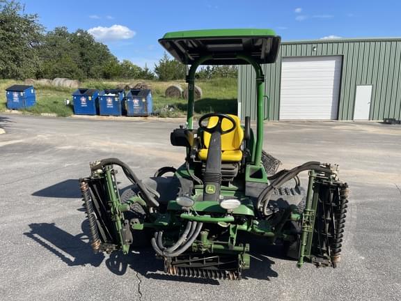 Image of John Deere 8700A equipment image 3