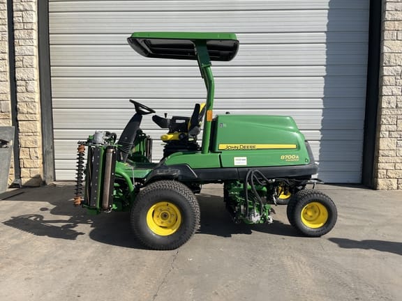 2021 John Deere 8700A Equipment Image0