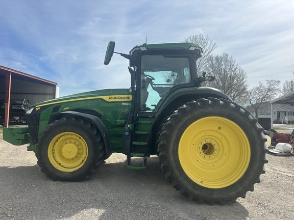 2021 John Deere 8R 280 Equipment Image0