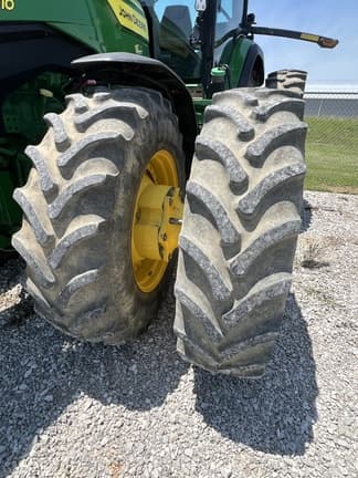 Image of John Deere 8R 310 equipment image 2