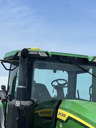 Image of John Deere 8R 310 equipment image 1