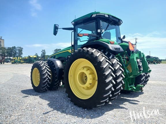 Image of John Deere 8R 310 equipment image 4