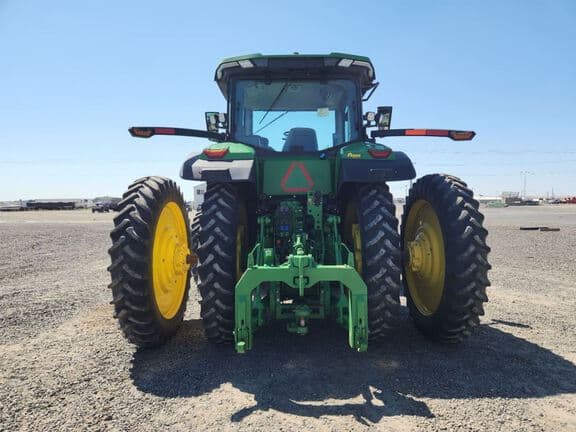 Image of John Deere 8R 310 equipment image 3