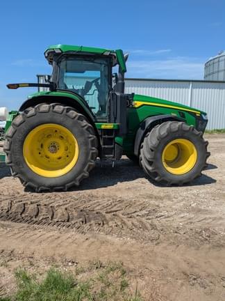 Image of John Deere 8R 340 Primary image