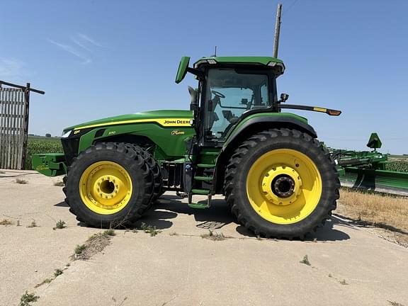 Image of John Deere 8R 370 equipment image 1