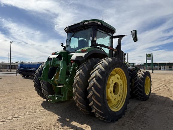 Image of John Deere 8R 410 equipment image 4