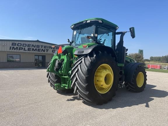 Image of John Deere 8R 410 equipment image 2