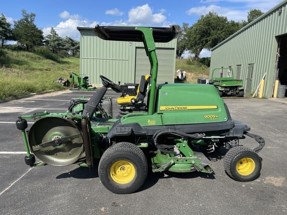 Image of John Deere 9009A equipment image 1