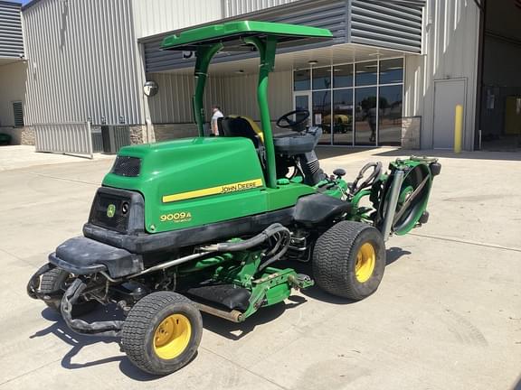 Image of John Deere 9009A equipment image 3