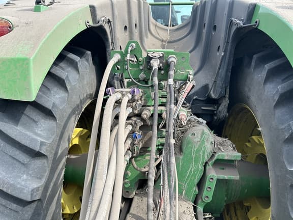 Image of John Deere 9470R equipment image 1