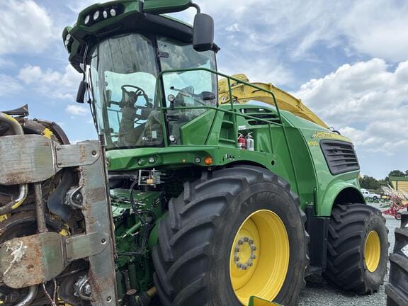 2021 John Deere 9700 Equipment Image0