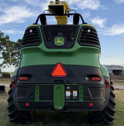 Image of John Deere 9700 equipment image 3