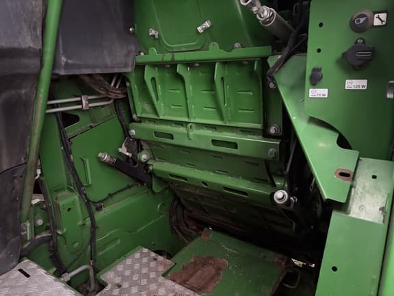 Image of John Deere 9800 equipment image 4