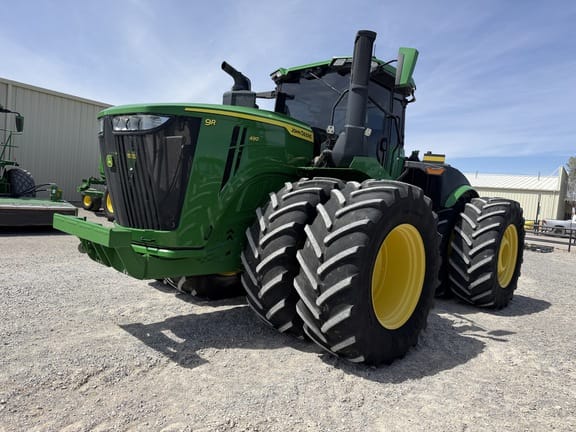 2021 John Deere 9R 490 Equipment Image0