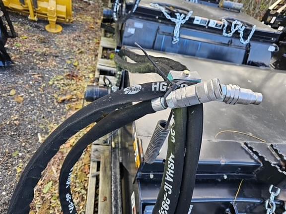 Image of John Deere BP72C equipment image 4