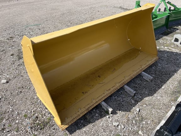 2021 John Deere BYT11582 Equipment Image0