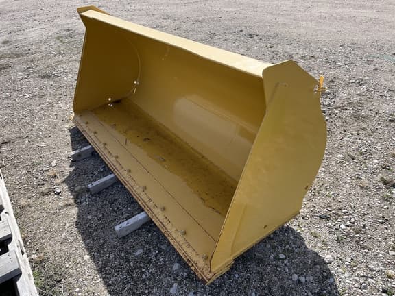 Image of John Deere BYT11582 equipment image 2