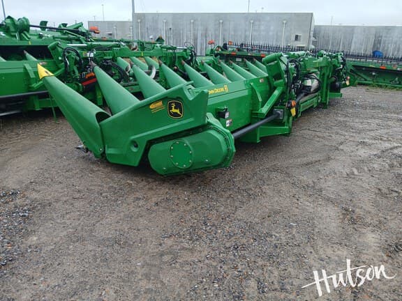 Image of John Deere C12F equipment image 2