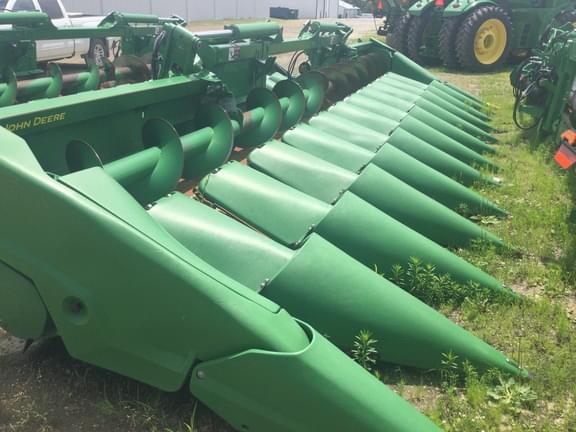 Image of John Deere C12F equipment image 1