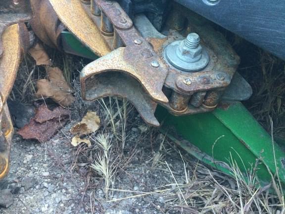 Image of John Deere C12F equipment image 3