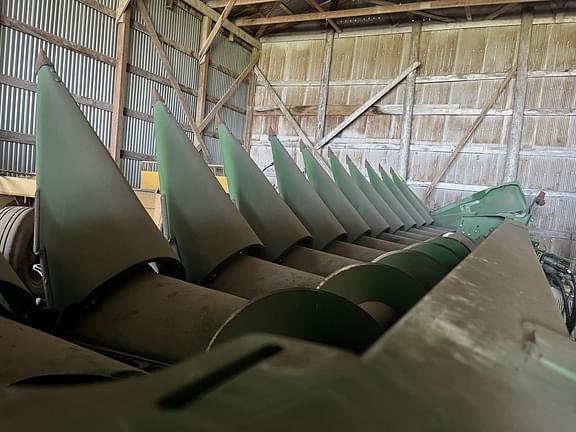 Image of John Deere C12R equipment image 1