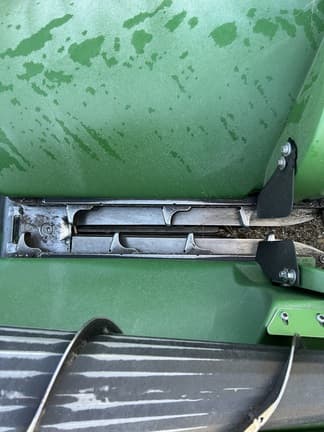 Image of John Deere C12R equipment image 4