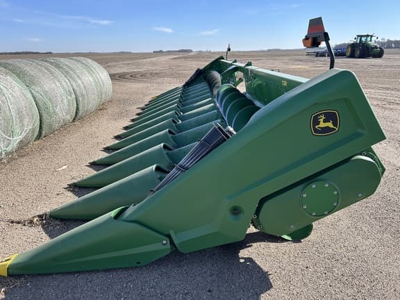 Image of John Deere C12R equipment image 2