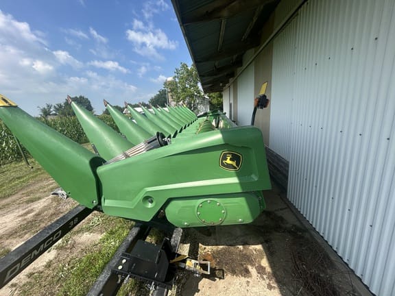 2021 John Deere C12R Equipment Image0