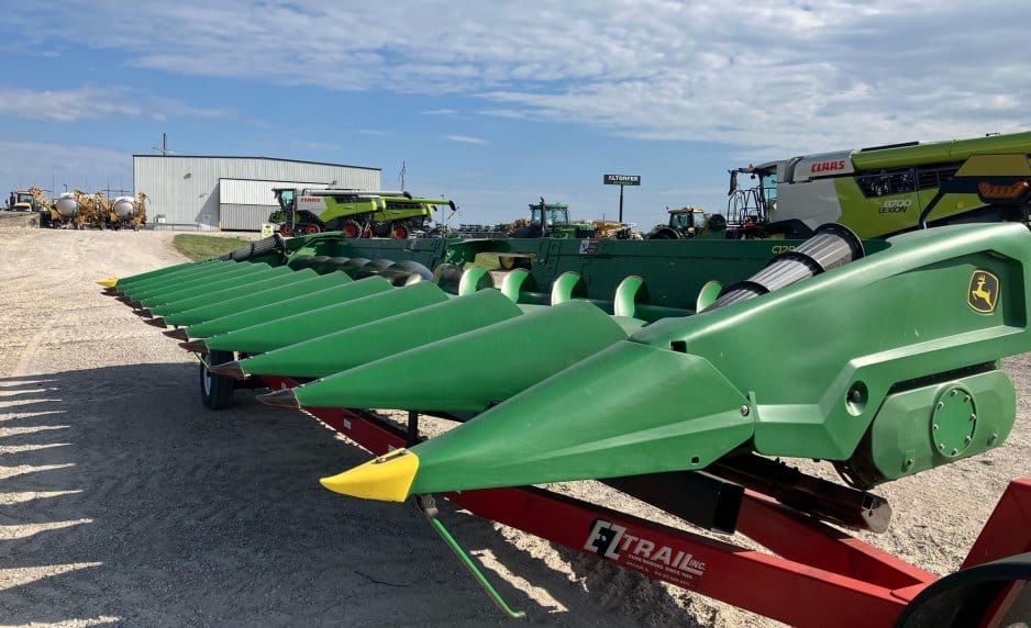 2021 John Deere C12R Equipment Image0