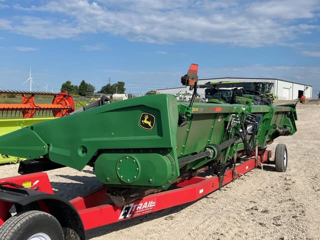 Image of John Deere C12R equipment image 1