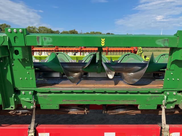 Image of John Deere C12R equipment image 3