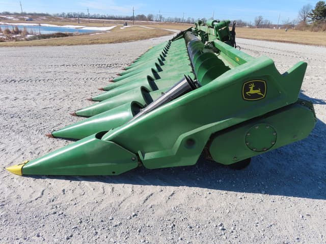 Image of John Deere C16F equipment image 3