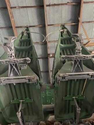 Image of John Deere C16R equipment image 4