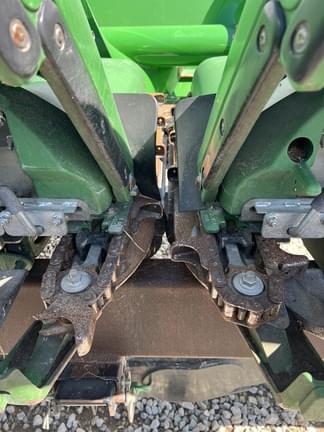 Image of John Deere C18R equipment image 3