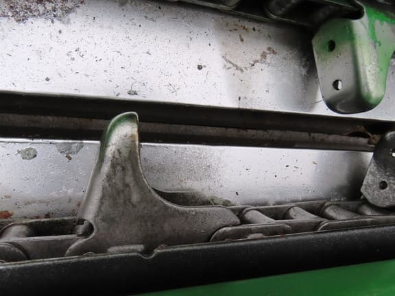 Image of John Deere C8R equipment image 4