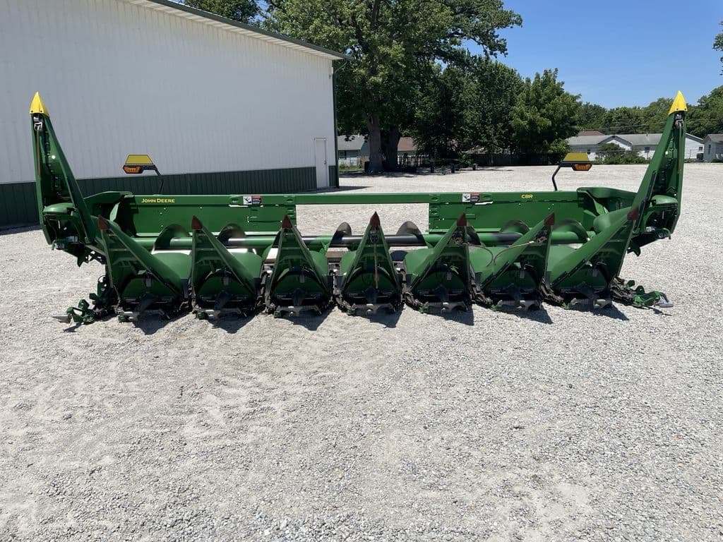 Image of John Deere C8R Primary image